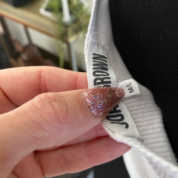 Joah Brown White Ribbed Notch-Neck Tank Crop - Picture 11 of 11